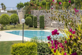 Charming House with Sea View & Shared Pool in Bodrum